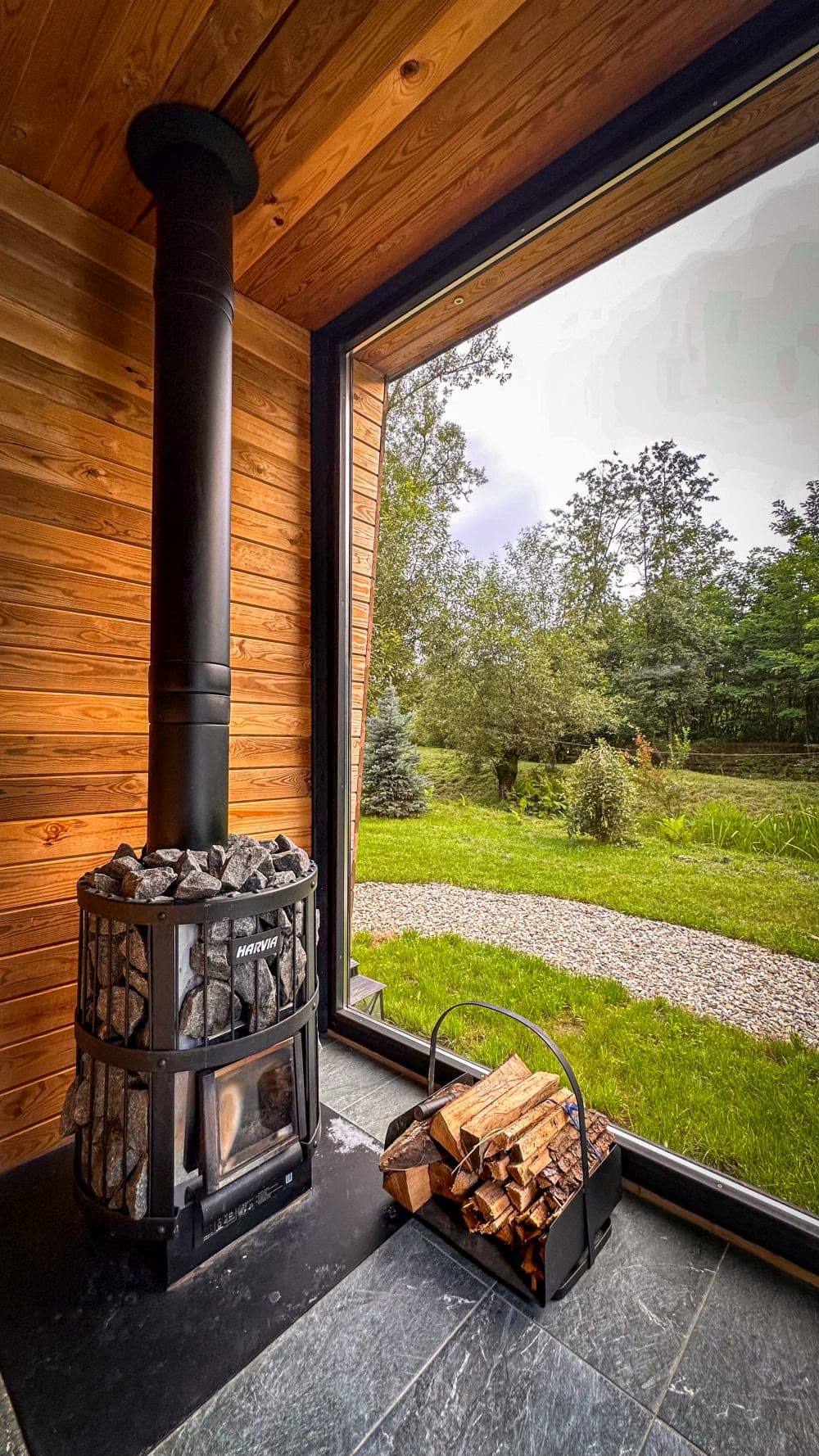 Foto des 24 m² großen BIOBUILDS-Hauses im Porumbacu Garden 12