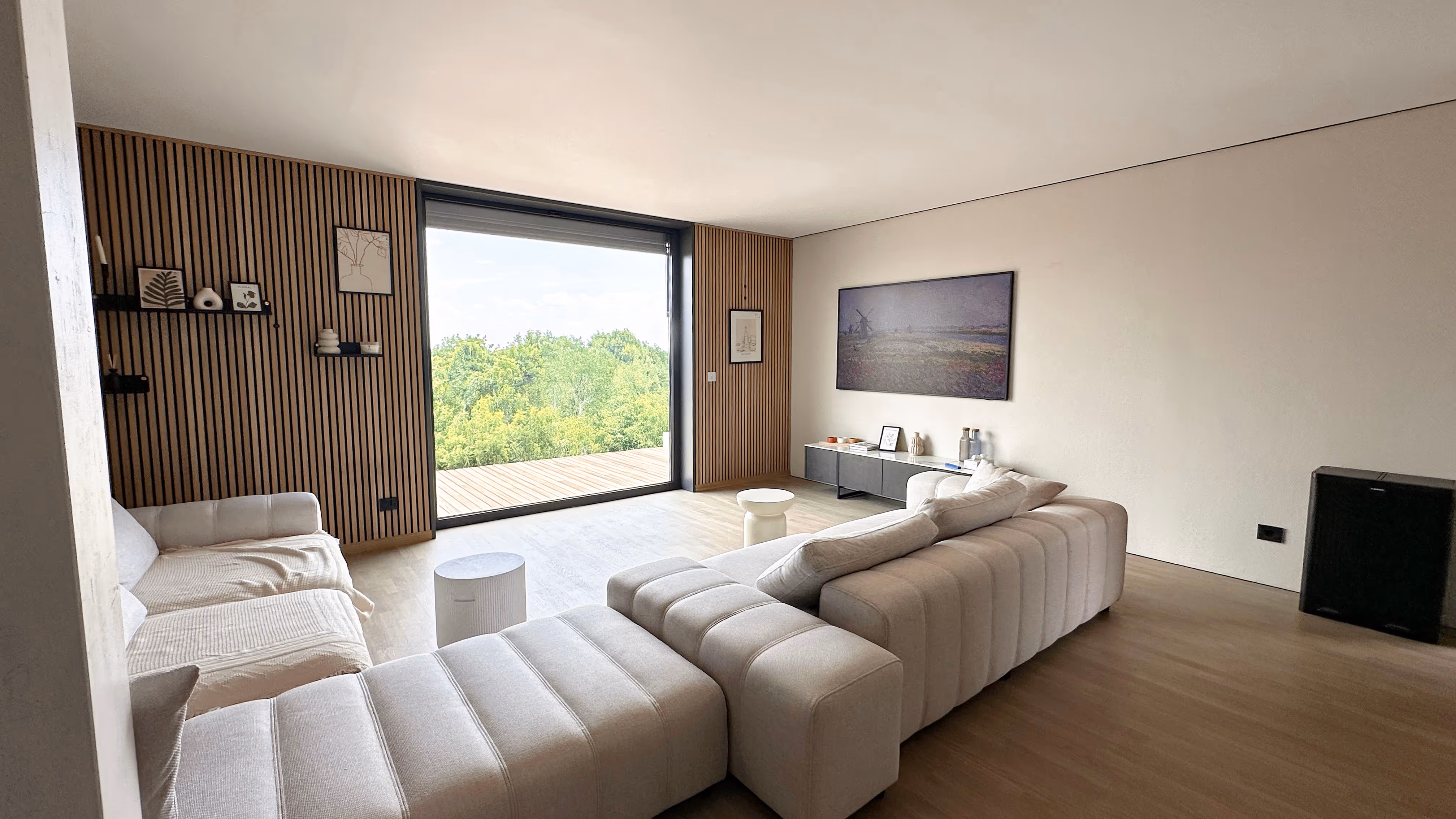 Turnkey: the same model, finished and furnished-ready