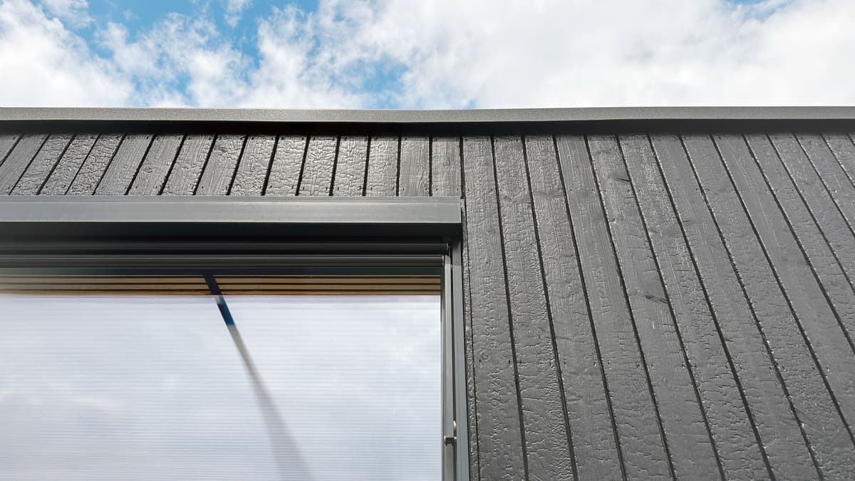 Holzriegelbau vs. CLT: Was ist die bessere Wahl?