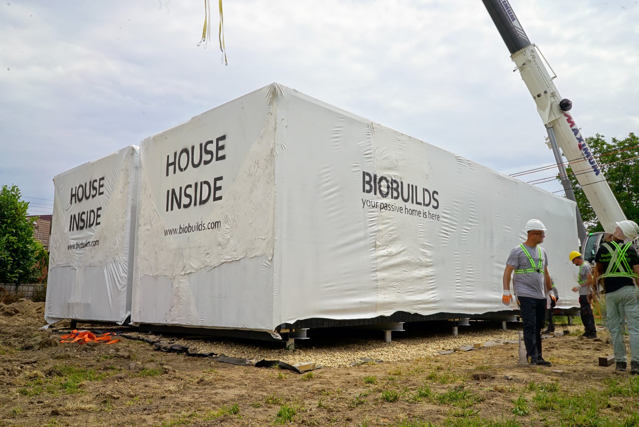 95m2 Serenity - wrapped modules on site