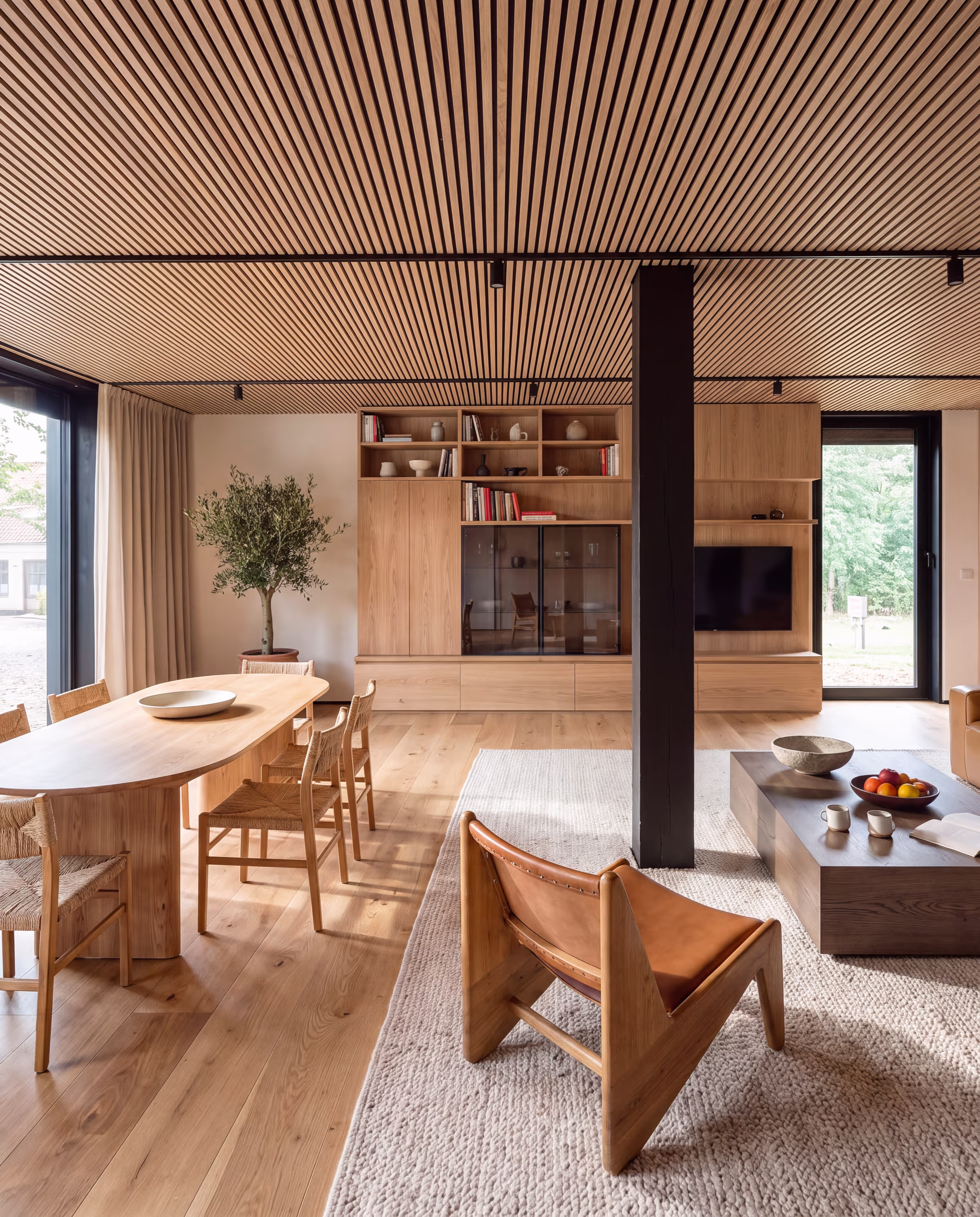 Bloom interior