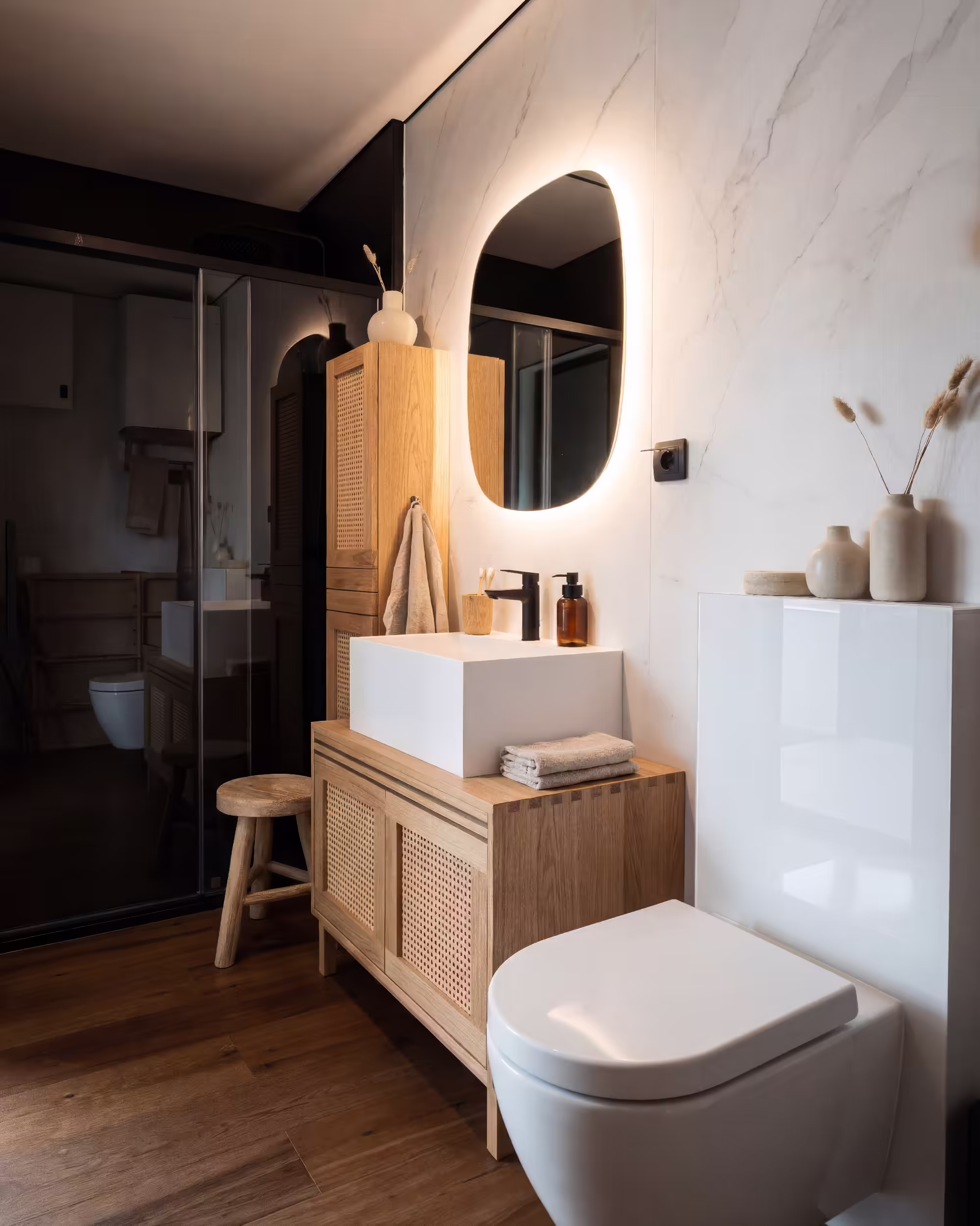 BIOBUILDS smartes Badezimmer