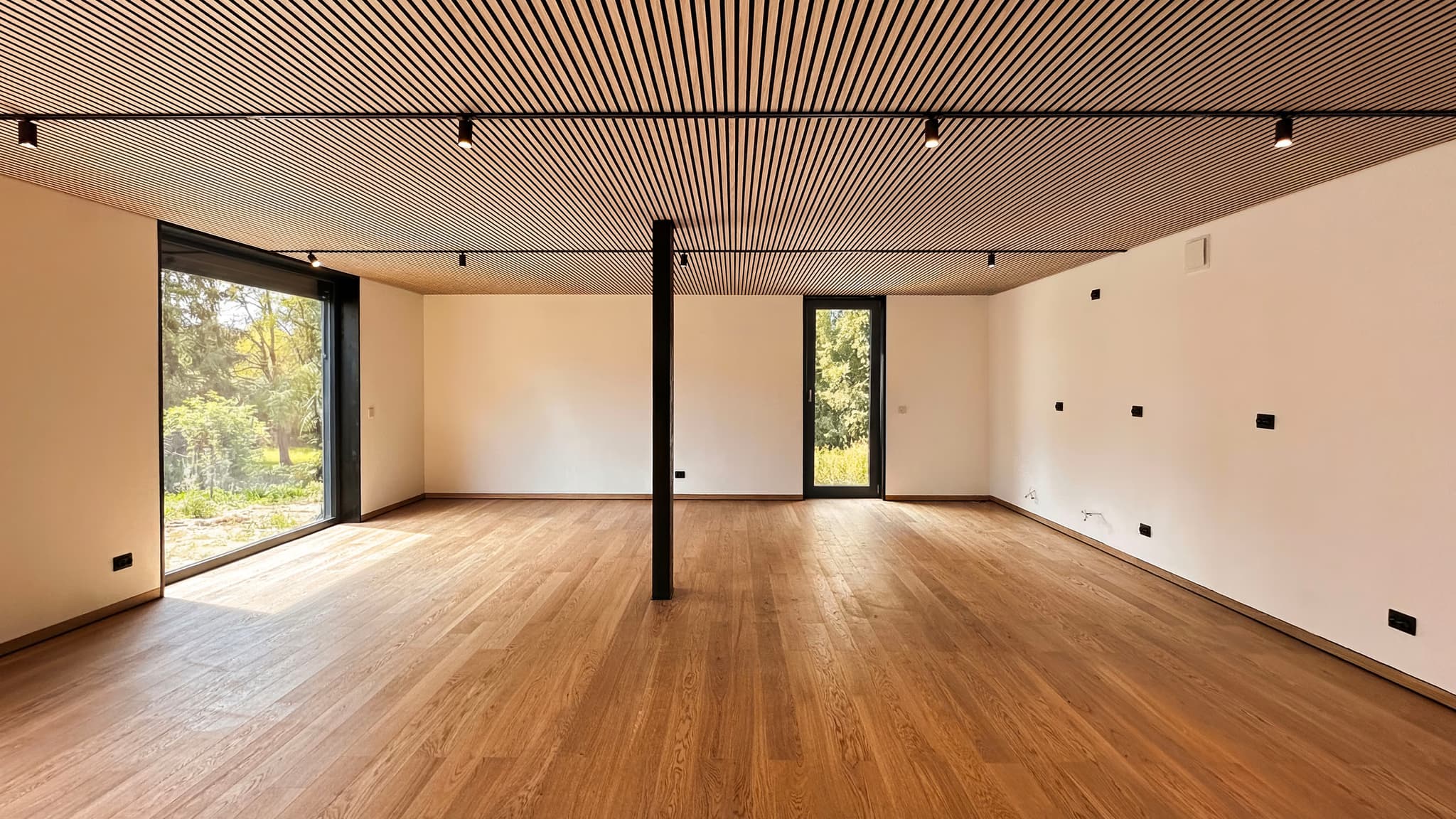 142m2 Sanctuary - turnkey room